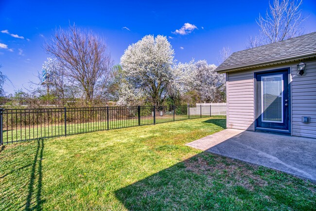 Building Photo - 4823 Penrose Dr