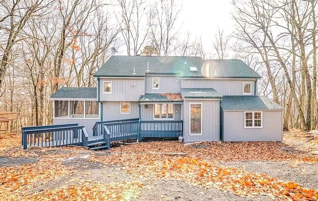 Primary Photo - 123 Banbury Dr