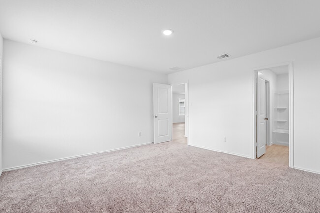 Building Photo - 13931 Wool Pk