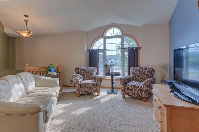 Building Photo - 1119 Cherrywood Ct