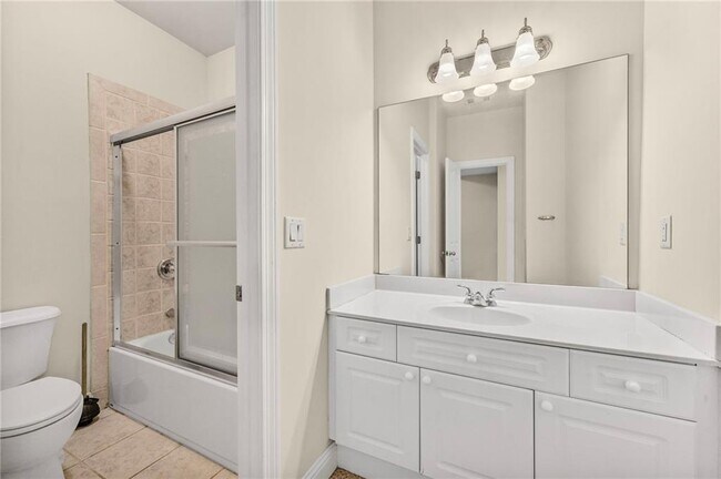 Building Photo - 1022 Emory Parc Pl