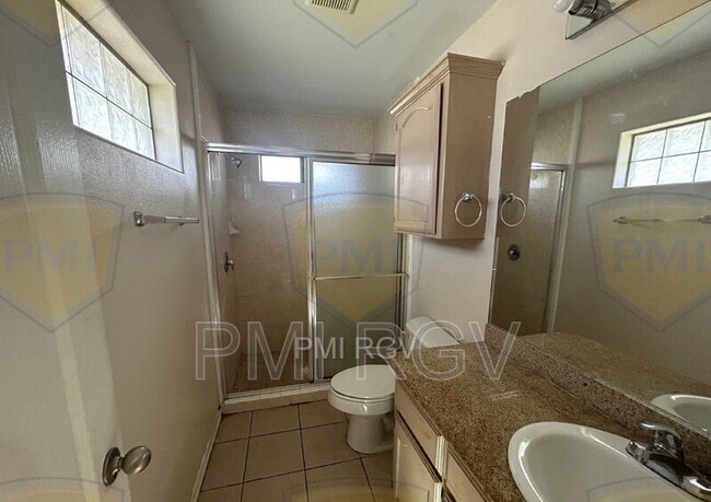 Building Photo - 604 Horizon Peak