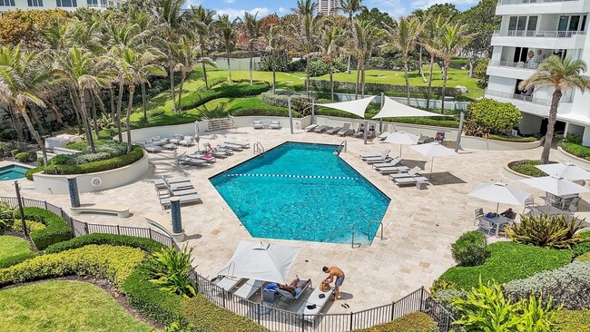 Building Photo - 550 S Ocean Blvd