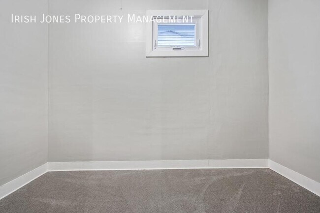 Building Photo - 56 Fredro St