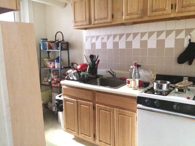 Building Photo - 5 Lothian Rd