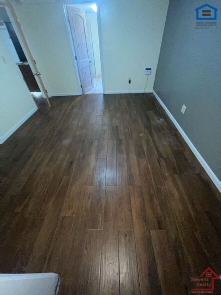 Building Photo - 4212 Ivy Ave