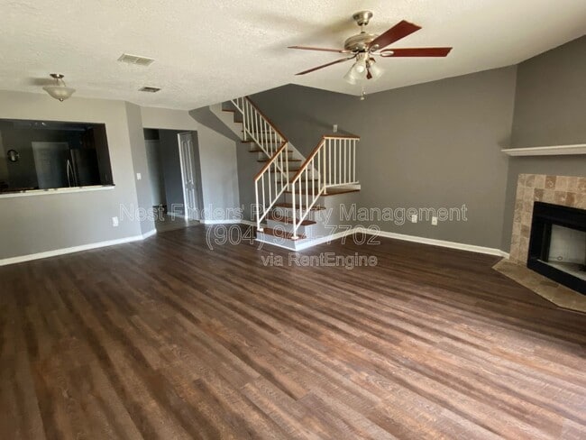 Building Photo - 7623 Baymeadows Cir W