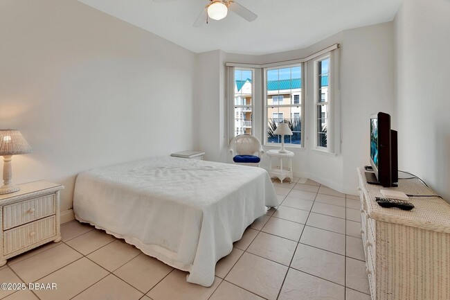 Building Photo - 4623 Rivers Edge Village Ln