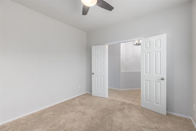 Building Photo - 10701 Vista Heights Blvd