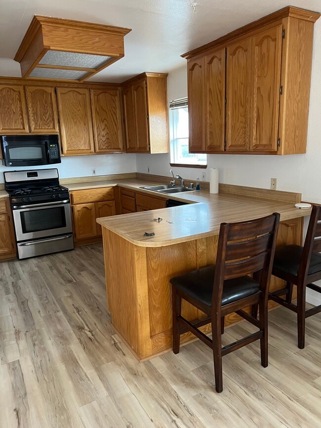 Building Photo - 2822 Montebello Way