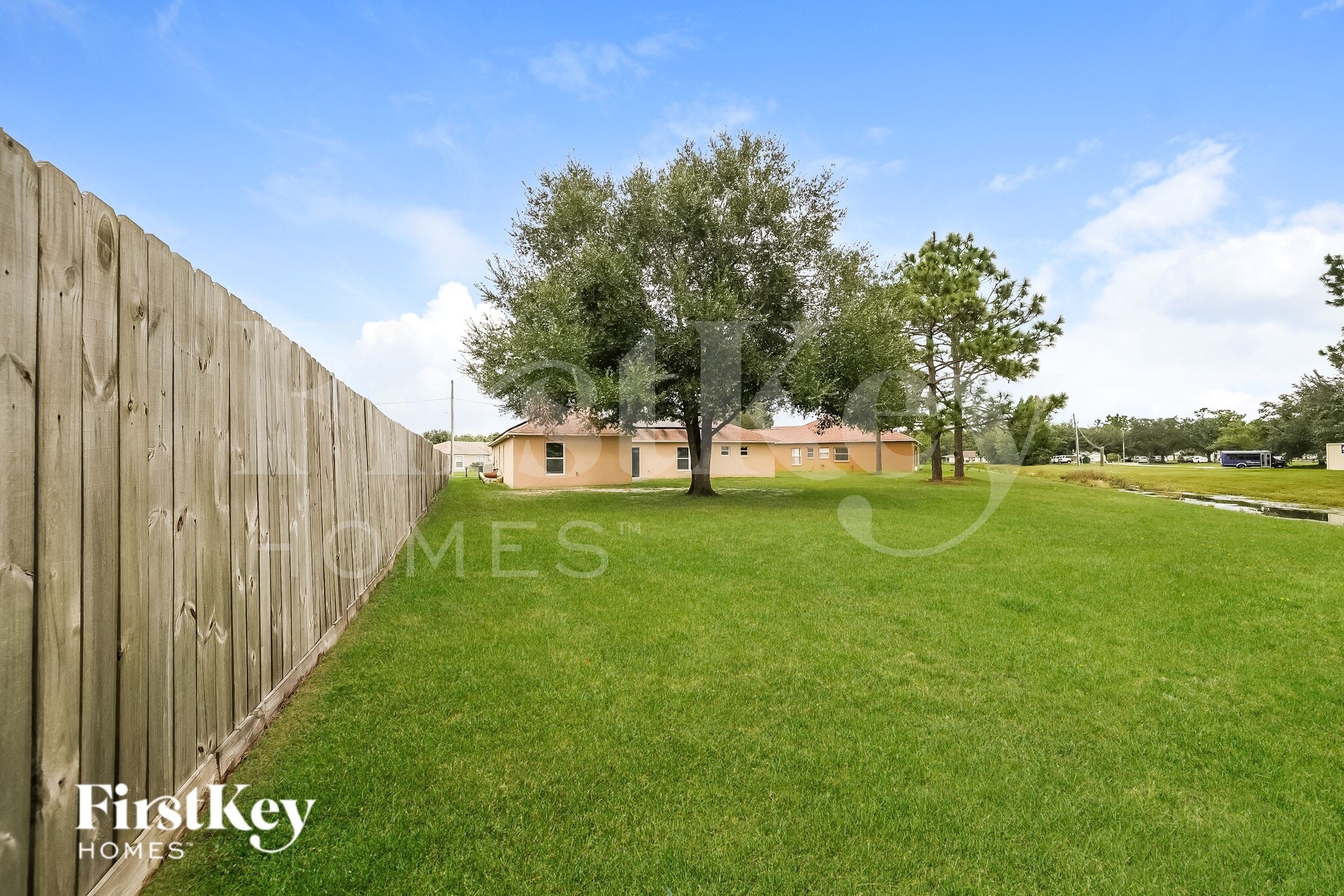 Building Photo - 129 Aurora Ln