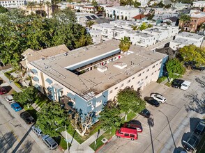 Building Photo - 800 Linden LLC