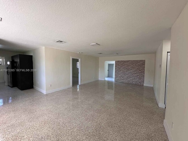 Building Photo - 1631 NW 175th St