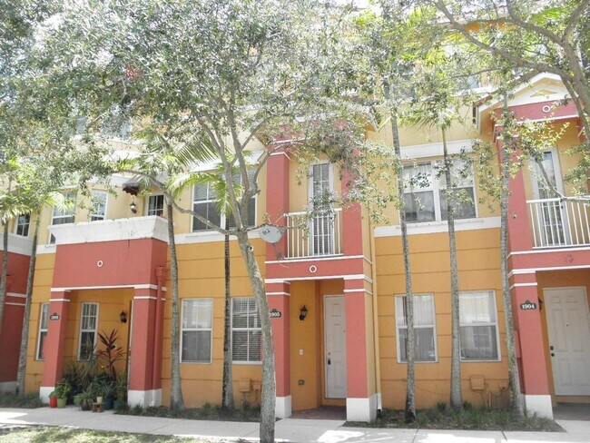 Primary Photo - Shoma Townhomes
