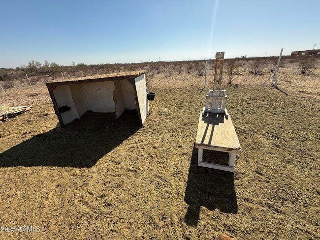 Building Photo - 726 S Johnson Rd