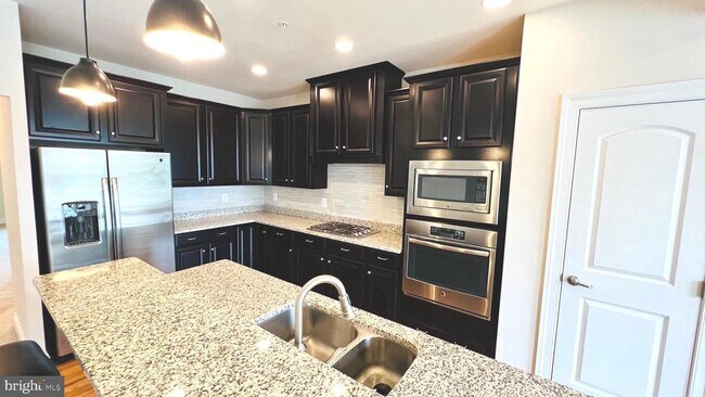 Building Photo - 4919 Collingtons Bounty Dr