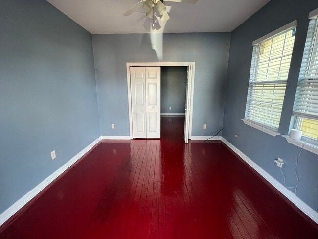 Building Photo - 3030 Toulouse St