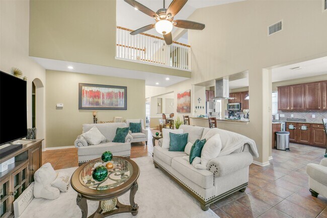 Building Photo - 2103 Blue Water Bay Dr