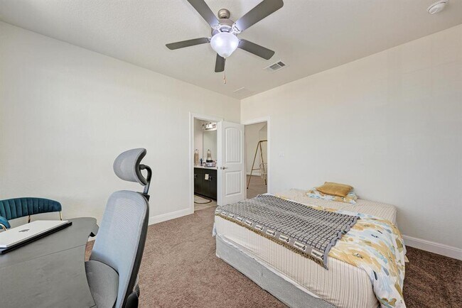 Building Photo - 5304 Cipriano Dr