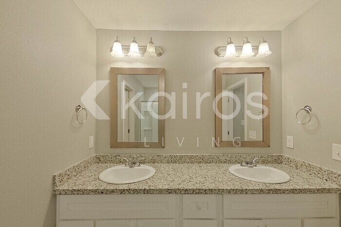 Building Photo - 11357 Camden Ct Cir