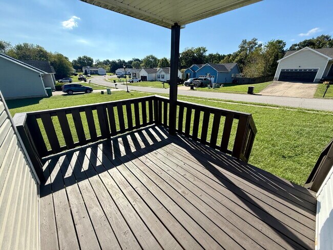 Building Photo - 409 Athena Dr