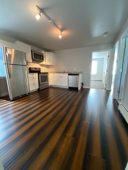 Building Photo - 300 Townsend St