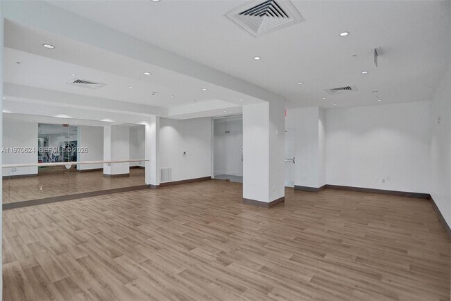 Building Photo - 3301 NE 1st Ave