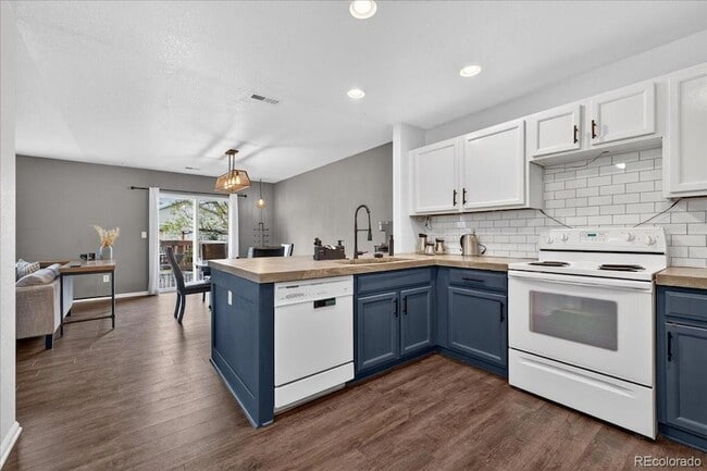 Building Photo - 9611 Elk Mountain Cir