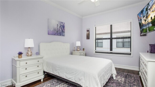 Building Photo - 9460 Sardinia Way