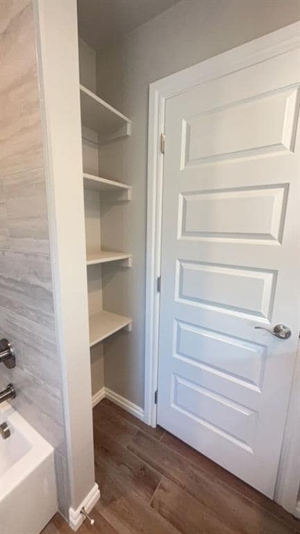 Building Photo - 3224 Porter Dr