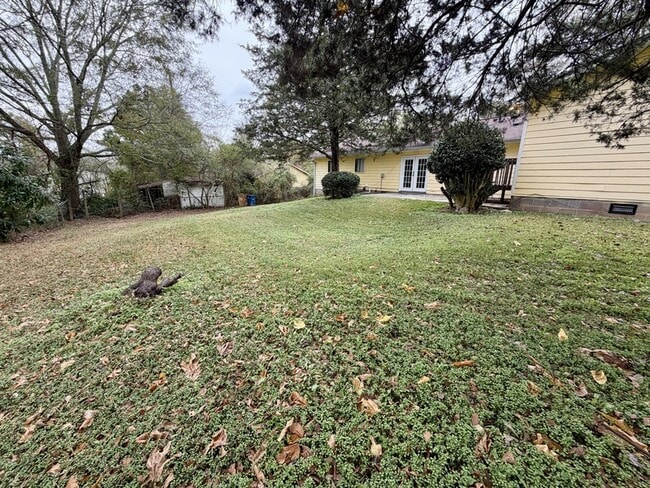 Building Photo - 6108 Deerfield Ct