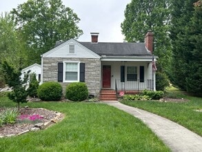 Building Photo - Character and Charm in Gibsonville