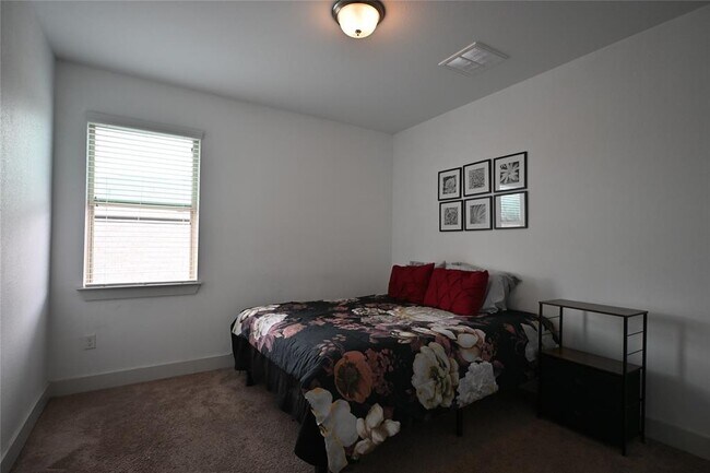 Building Photo - 9709 Briny Shell Wy