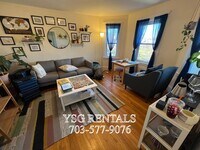 Building Photo - 20 Lincoln Pky