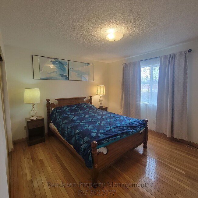 Building Photo - 1732 Moclips Dr