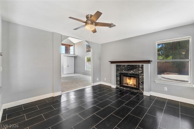 Building Photo - 8412 White Shore Cir
