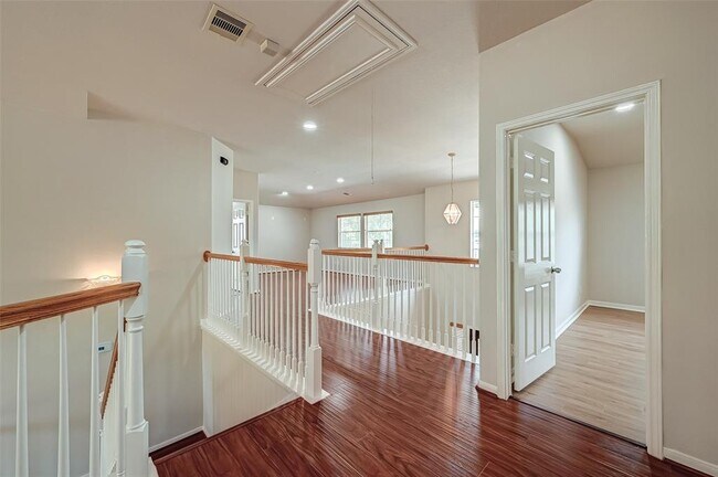 Building Photo - 2310 Diamond Springs Dr