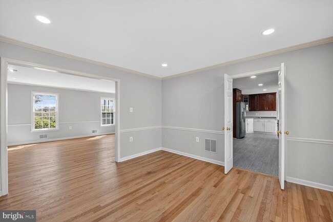 Building Photo - 21733 Oatlands Rd