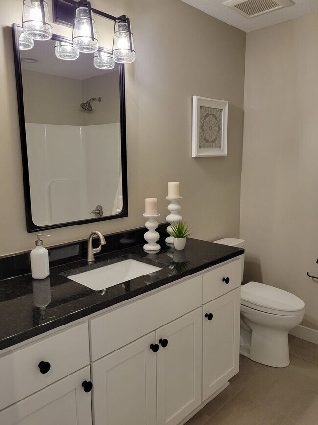 Building Photo - Executive Luxury Rentals
