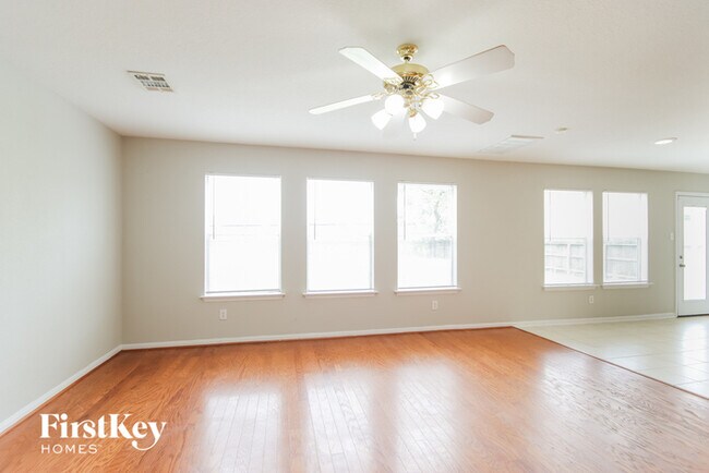 Building Photo - 21110 Covington Bridge Ln