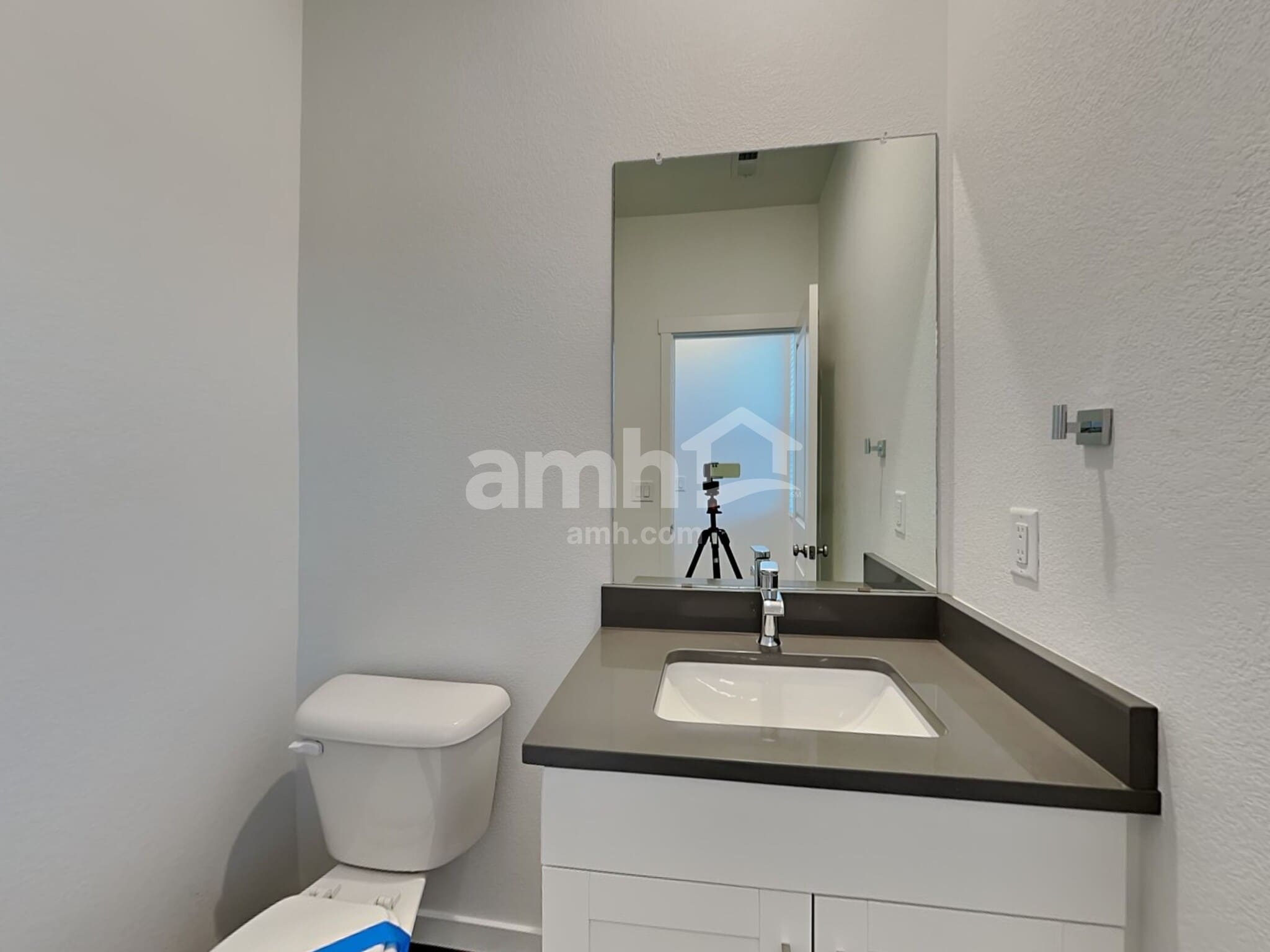 Building Photo - 23666 E 2nd Pl