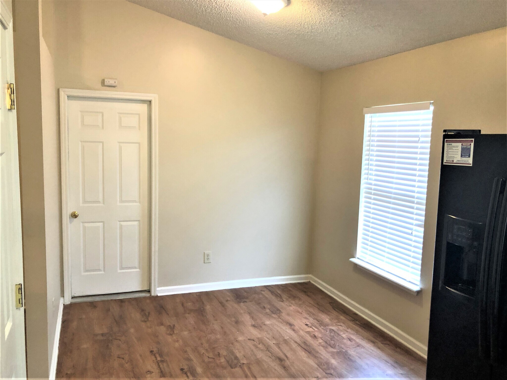 Building Photo - 1773 Dartmouth Dr