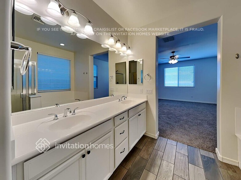 Building Photo - 24687 N 106th Dr