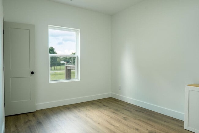 Building Photo - New Construction near the Chilhowee Event Center!!