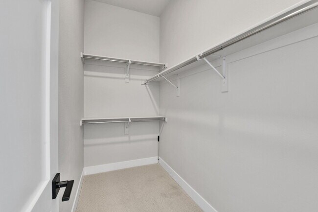 Building Photo - $2,895.00 - 2 Bed, 2.5 Bath Townhome in Prime Denver Location!