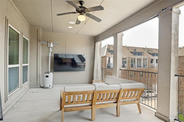 Building Photo - 7919 Parkwood Blvd