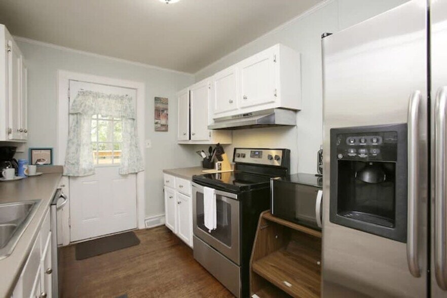 Building Photo - 105 Partridge Dr