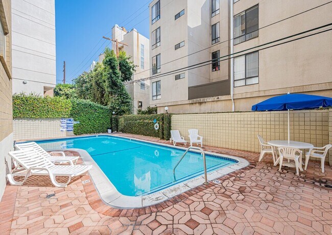 Building Photo - 1300 Midvale Ave