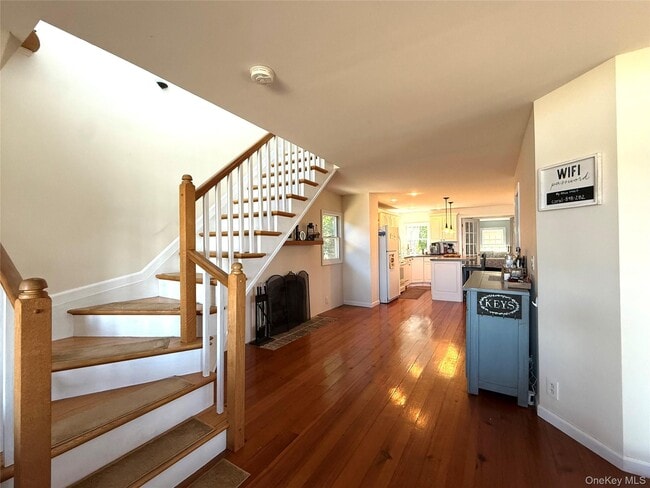 Building Photo - 107 Waterview Dr