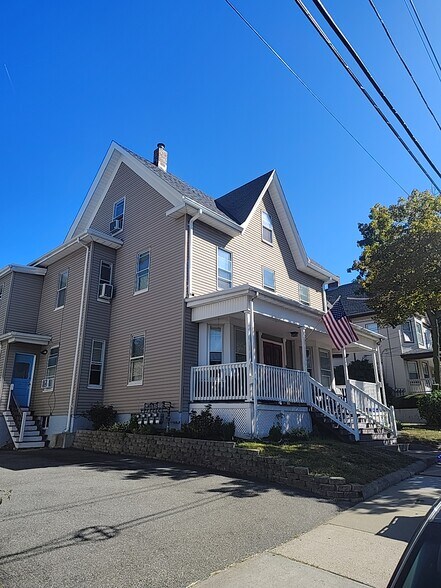 Building Photo - 26 Clarendon St